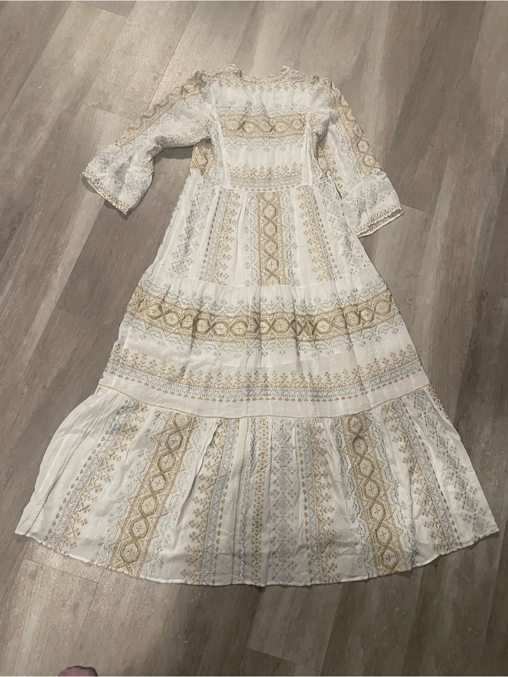 Hale Bob White Maxi Dress with Tan Patterned Panels size small NWT - Picture 4 of 14